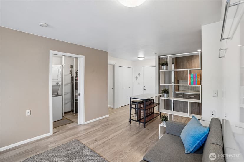 Property photo for 500 Elliott Avenue W #205, Seattle photo 7