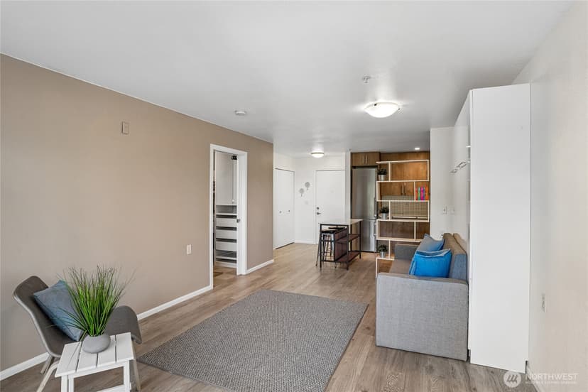 Property photo for 500 Elliott Avenue W #205, Seattle photo 6