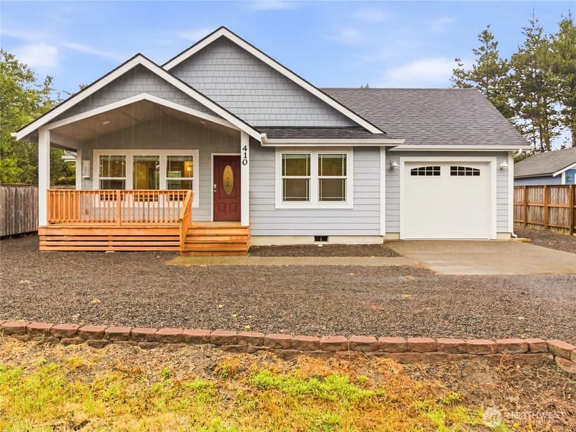 Property photo for 410 Ensign Avenue NW, Ocean Shores photo 3