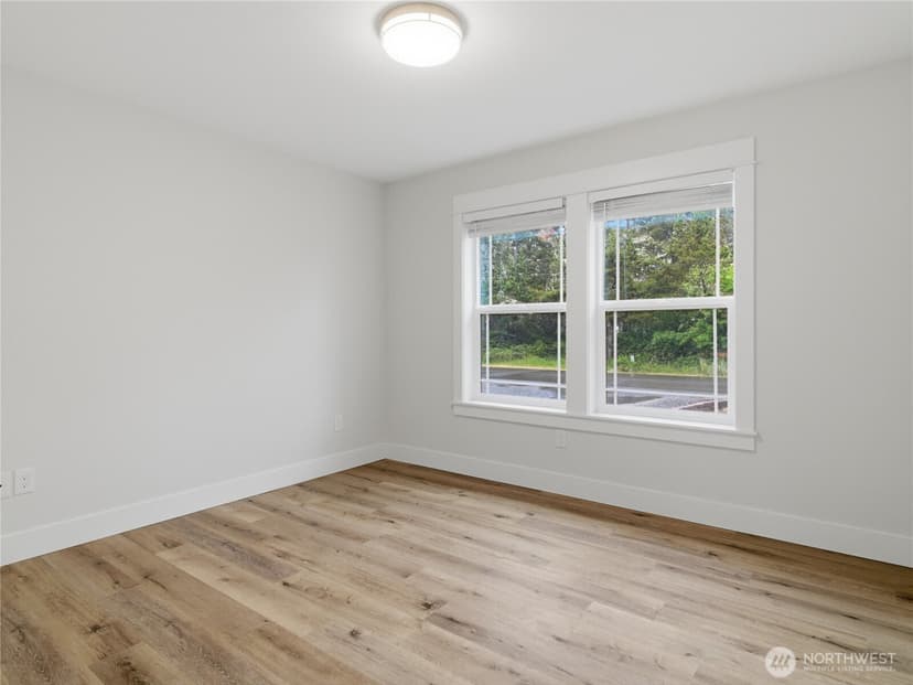 Property photo for 410 Ensign Avenue NW, Ocean Shores photo 29