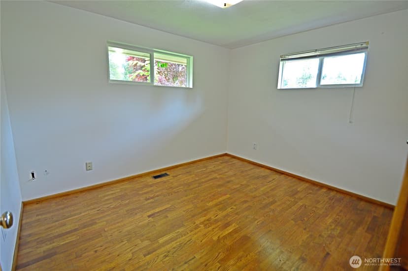 Property photo for 3218 114th Avenue E, Edgewood photo 12