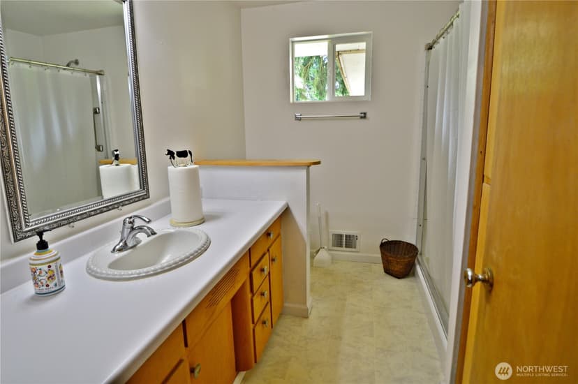 Property photo for 3218 114th Avenue E, Edgewood photo 14