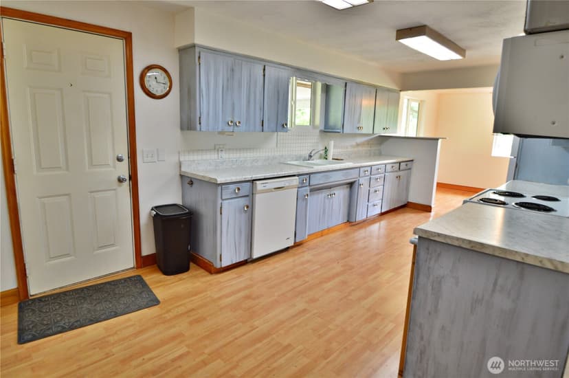 Property photo for 3218 114th Avenue E, Edgewood photo 7