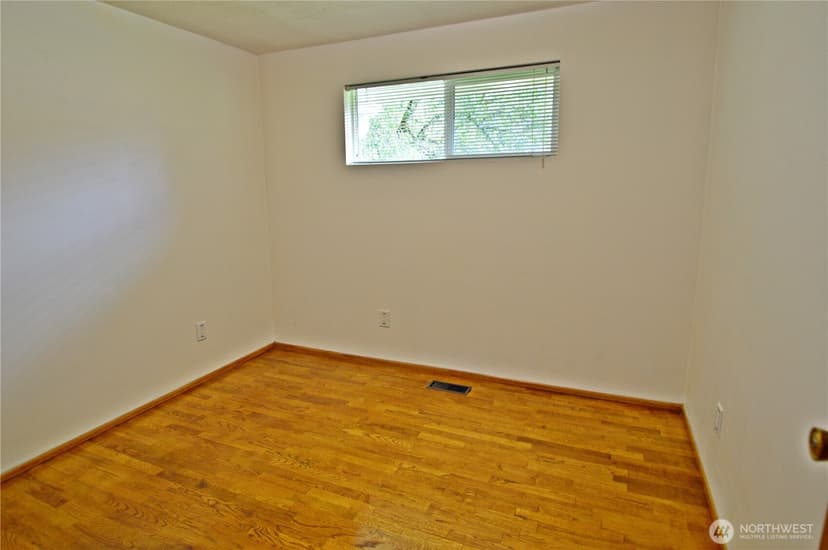 Property photo for 3218 114th Avenue E, Edgewood photo 13