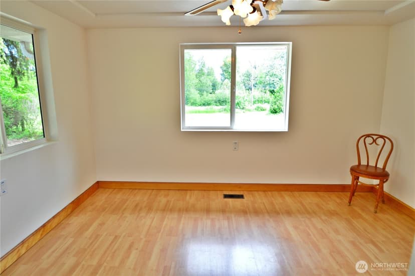 Property photo for 3218 114th Avenue E, Edgewood photo 10