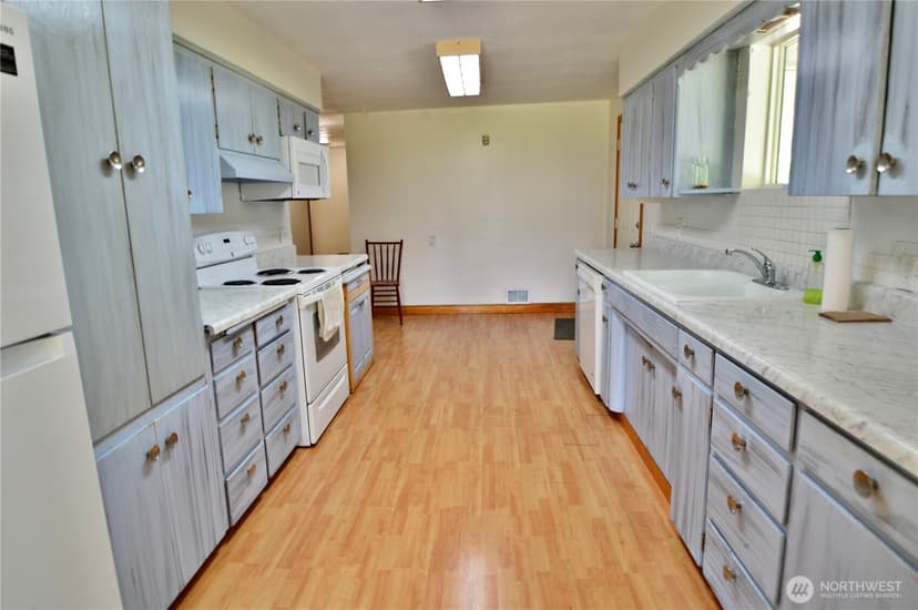 Property photo for 3218 114th Avenue E, Edgewood photo 6