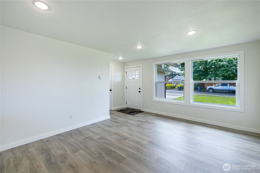 Property photo for 1005 E 63rd Street, Tacoma photo 8