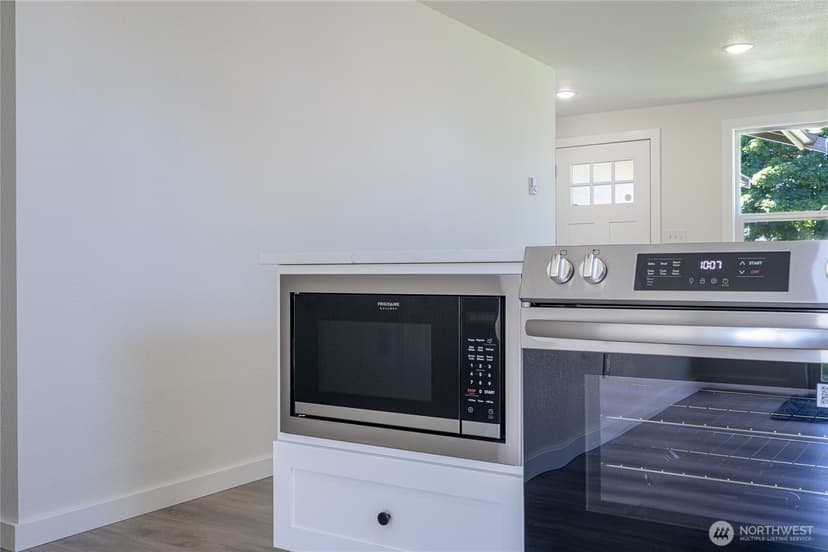 Property photo for 1005 E 63rd Street, Tacoma photo 12