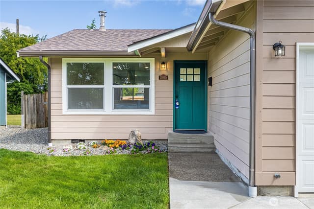 Property photo for 1005 E 63rd Street, Tacoma photo 4