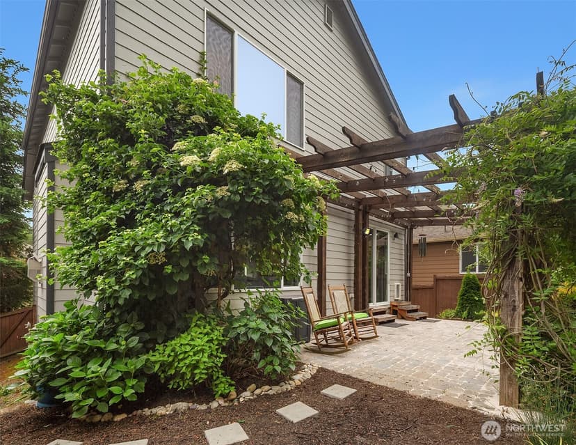 Property photo for 2123 131st Place SW, Everett photo 18