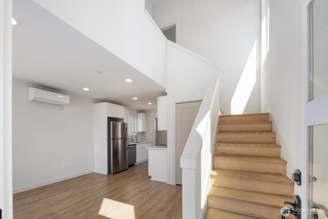 Property photo for 1251 SW 151st Street, Seattle photo 4