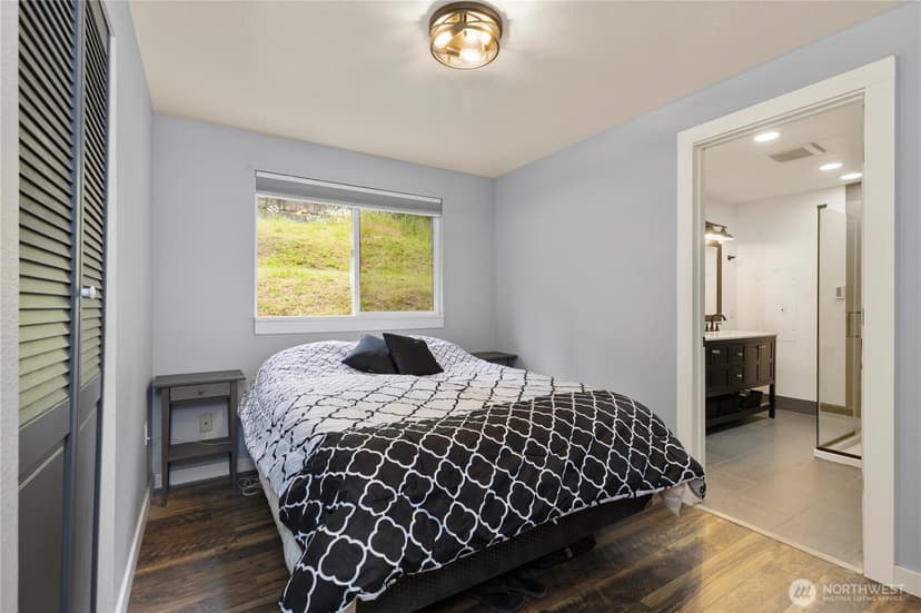 Property photo for 1319 Maple Avenue, Snohomish photo 18