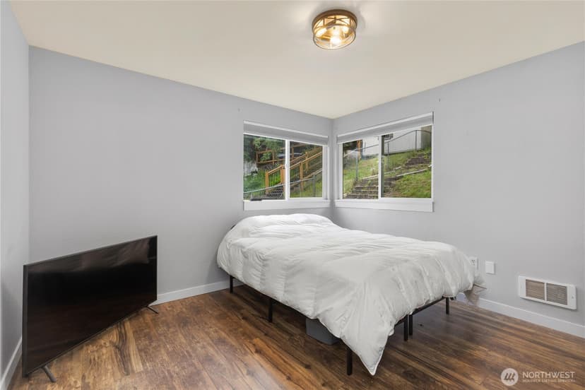 Property photo for 1319 Maple Avenue, Snohomish photo 21