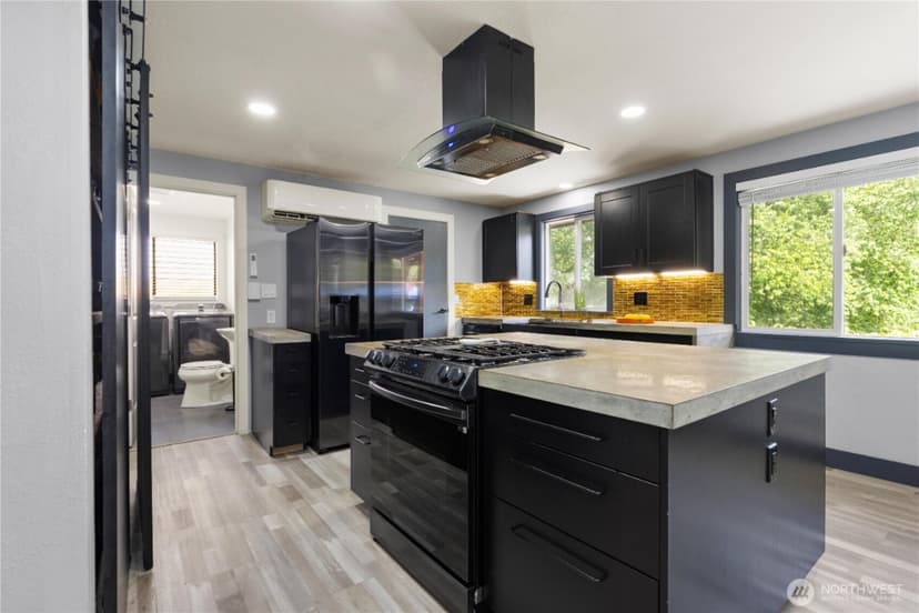 Property photo for 1319 Maple Avenue, Snohomish photo 13