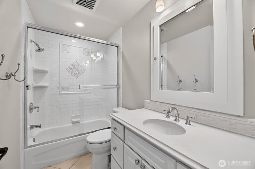 Property photo for 25720 NE 4th Place, Sammamish photo 29