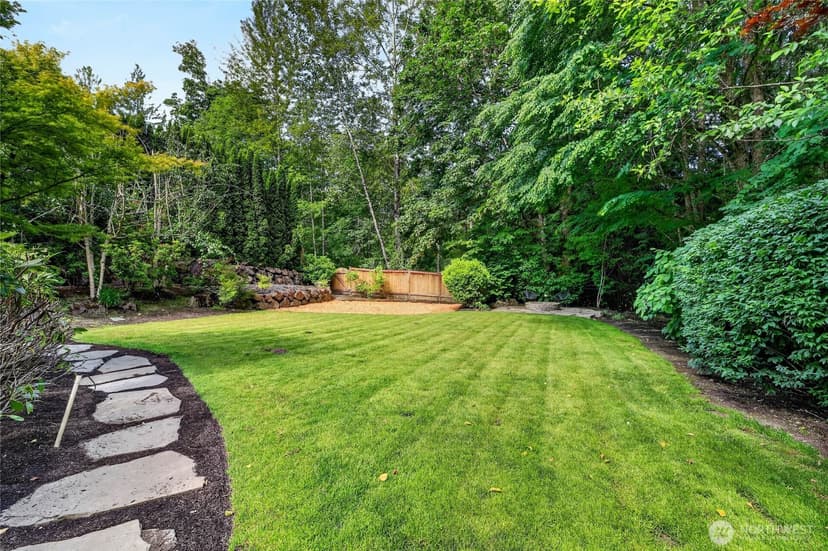 Property photo for 25720 NE 4th Place, Sammamish photo 38