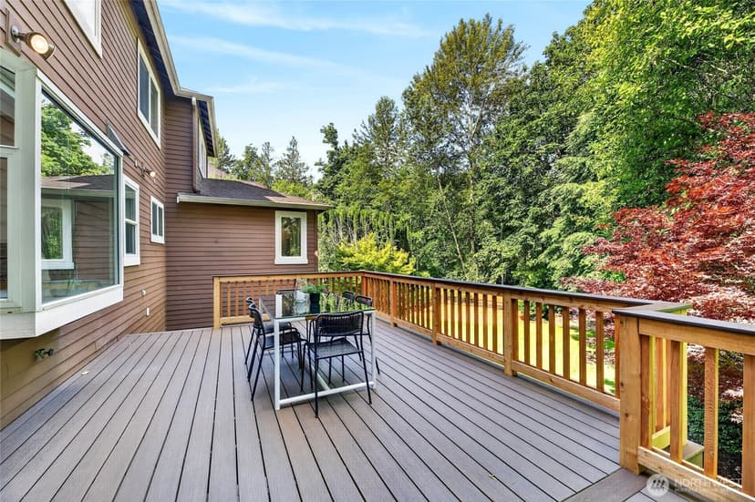 Property photo for 25720 NE 4th Place, Sammamish photo 16