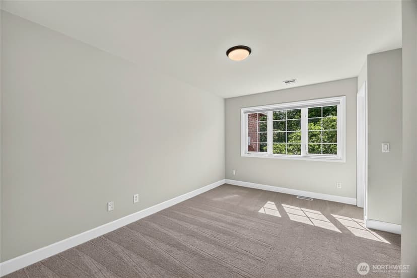 Property photo for 25720 NE 4th Place, Sammamish photo 24