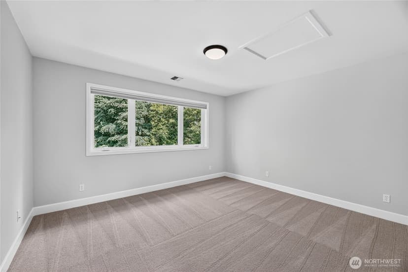 Property photo for 25720 NE 4th Place, Sammamish photo 28