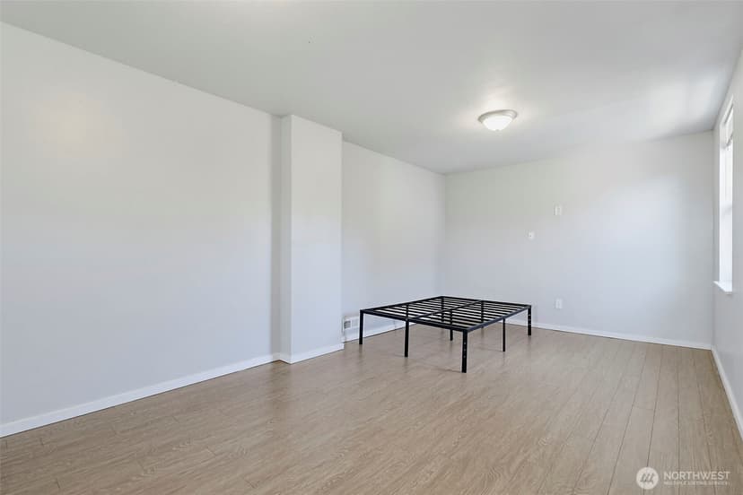 Property photo for 5454 35th Avenue SW, Seattle photo 15