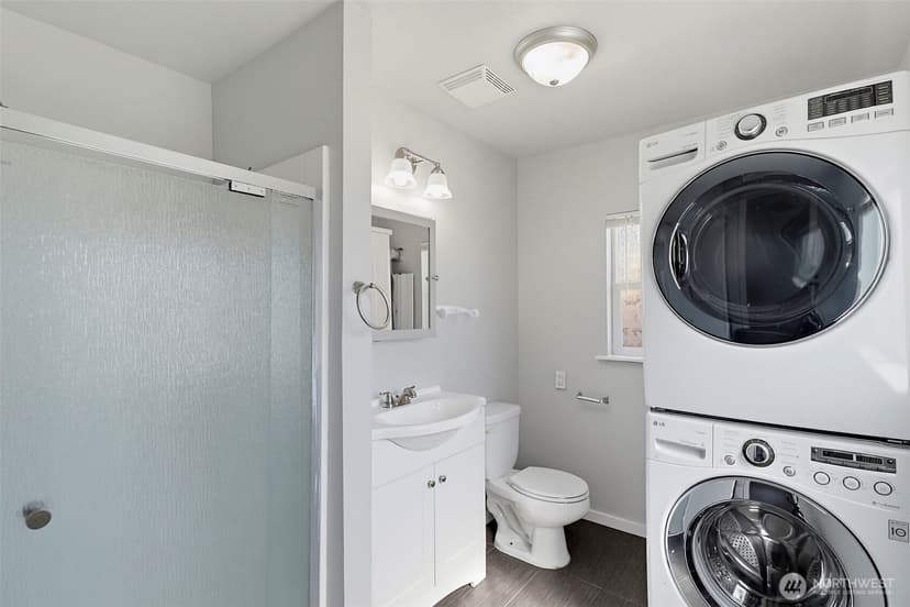 Property photo for 5454 35th Avenue SW, Seattle photo 18