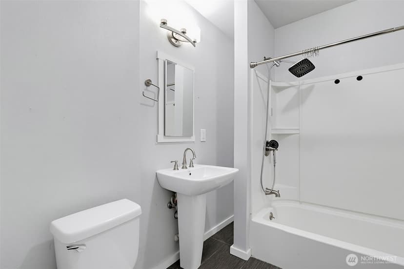Property photo for 5454 35th Avenue SW, Seattle photo 10