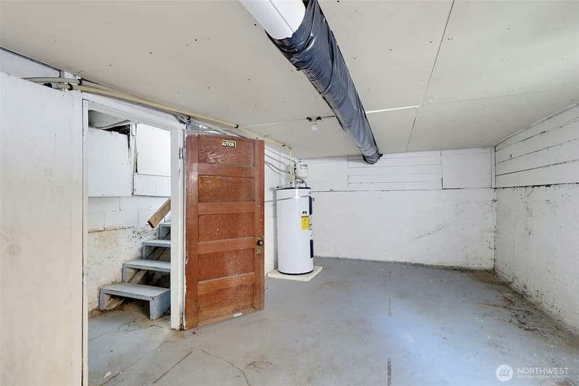 Property photo for 5454 35th Avenue SW, Seattle photo 19