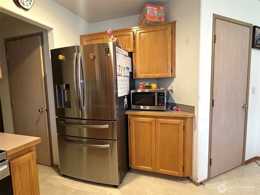 Property photo for 18416 80th Avenue Ct E, Puyallup photo 10
