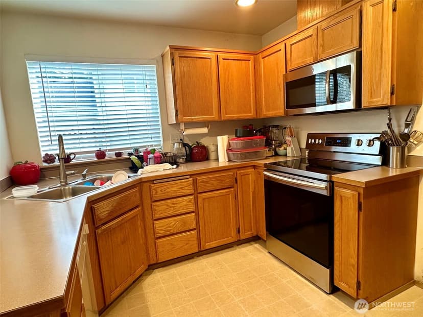 Property photo for 18416 80th Avenue Ct E, Puyallup photo 8