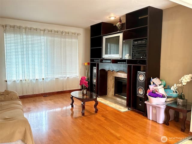 Property photo for 18416 80th Avenue Ct E, Puyallup photo 2