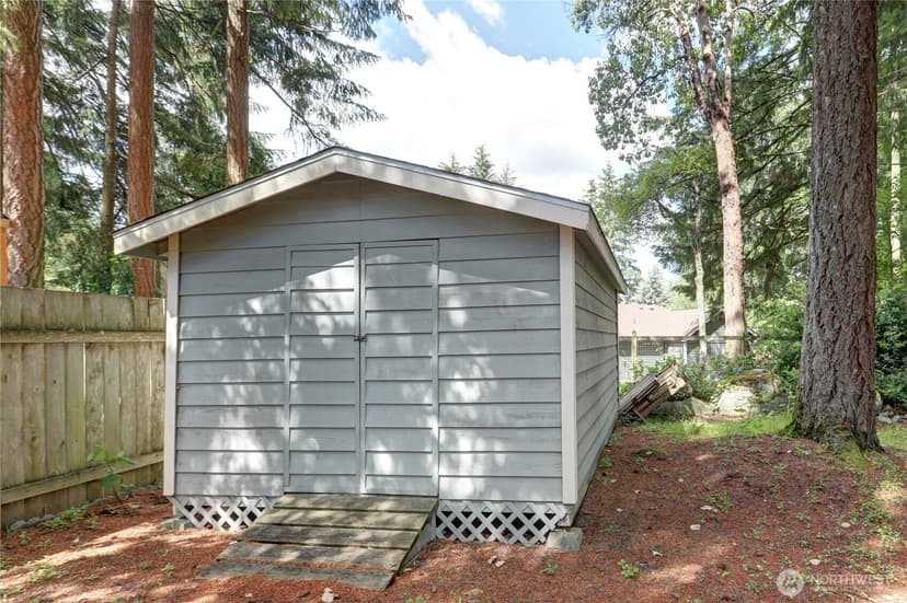 Property photo for 1449 Island Lake Road NW, Silverdale photo 19