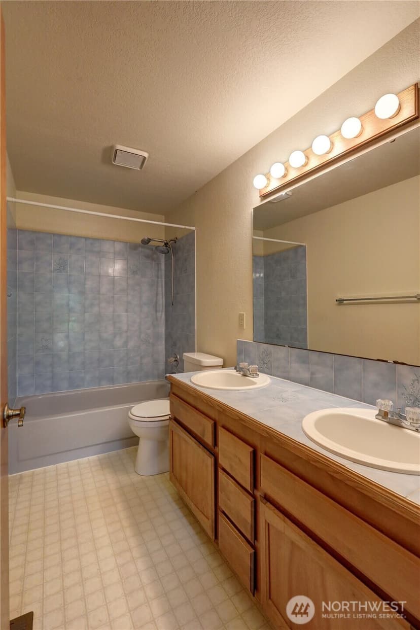Property photo for 1449 Island Lake Road NW, Silverdale photo 12