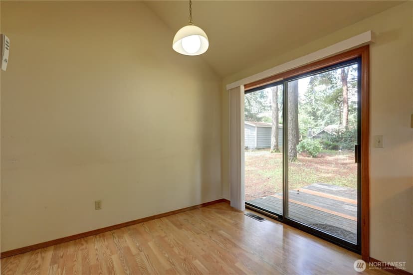 Property photo for 1449 Island Lake Road NW, Silverdale photo 9