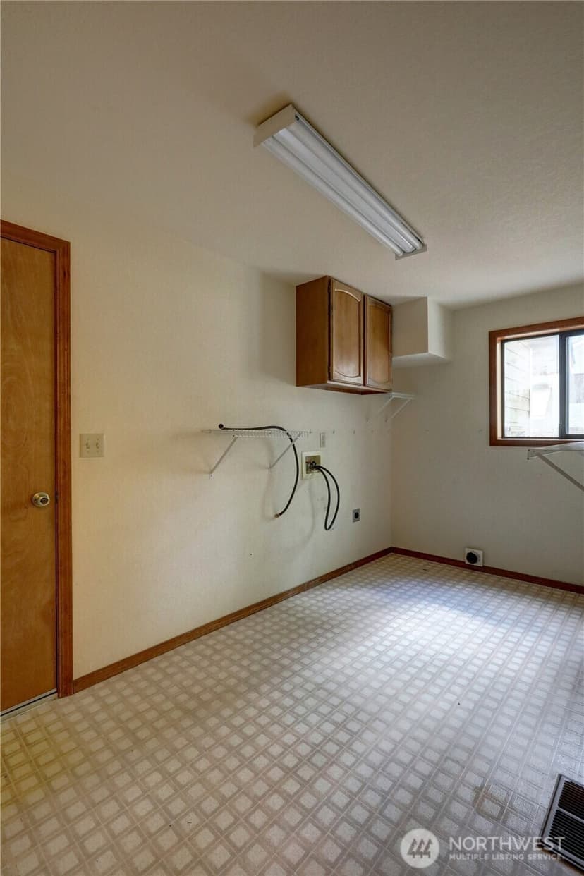 Property photo for 1449 Island Lake Road NW, Silverdale photo 18