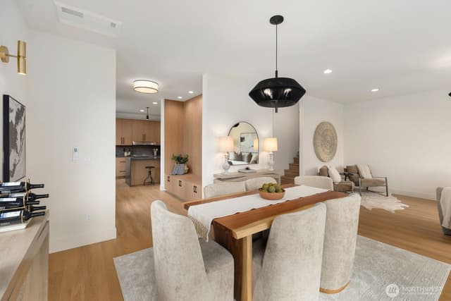 Property photo for 3305 S Hanford Street, Seattle photo 5