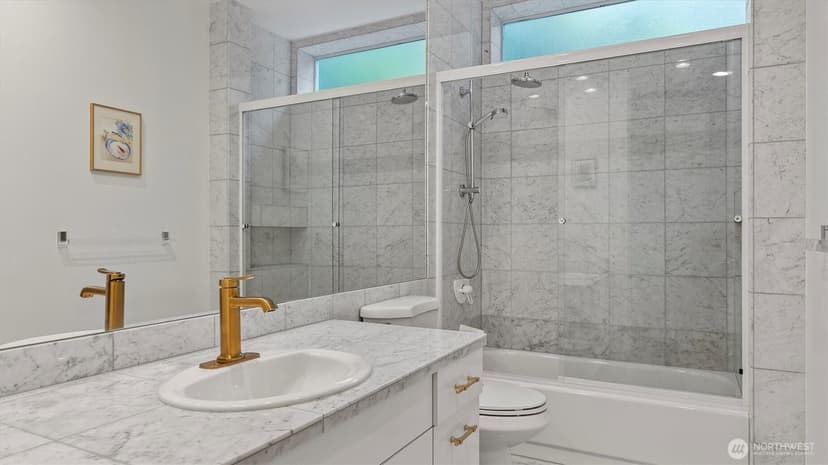 Property photo for 4812 Lake Washington Blvd NE, Kirkland photo 12