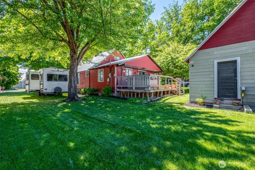Property photo for 604 Cedar Street, Leavenworth photo 24