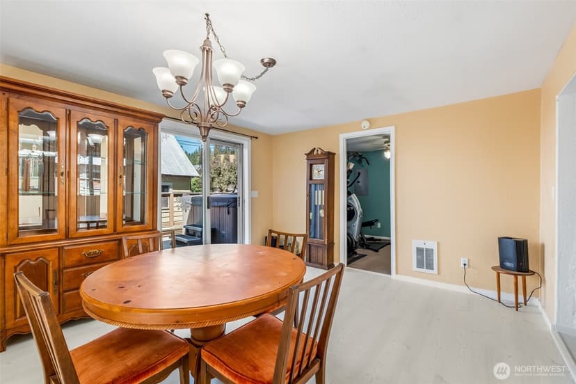 Property photo for 604 Cedar Street, Leavenworth photo 17