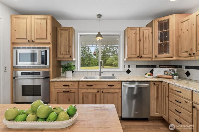 Property photo for 1267 NE Madison Road, Poulsbo photo 17