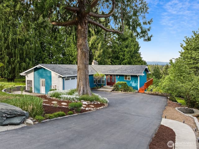 Property photo for 5300 235th Avenue SE, Issaquah
