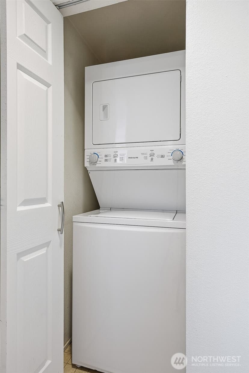 Property photo for 57 Etruria Street #1, Seattle photo 24