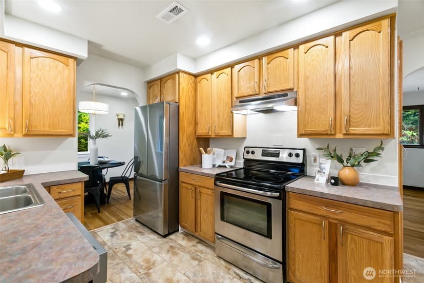 Property photo for 860 S 48th, Tacoma photo 10