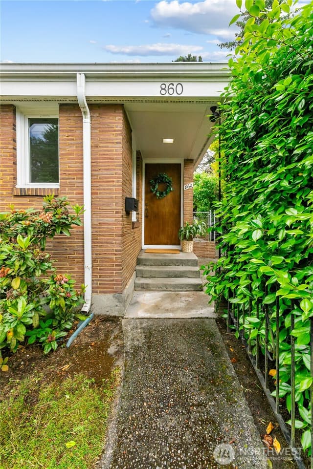 Property photo for 860 S 48th, Tacoma photo 3