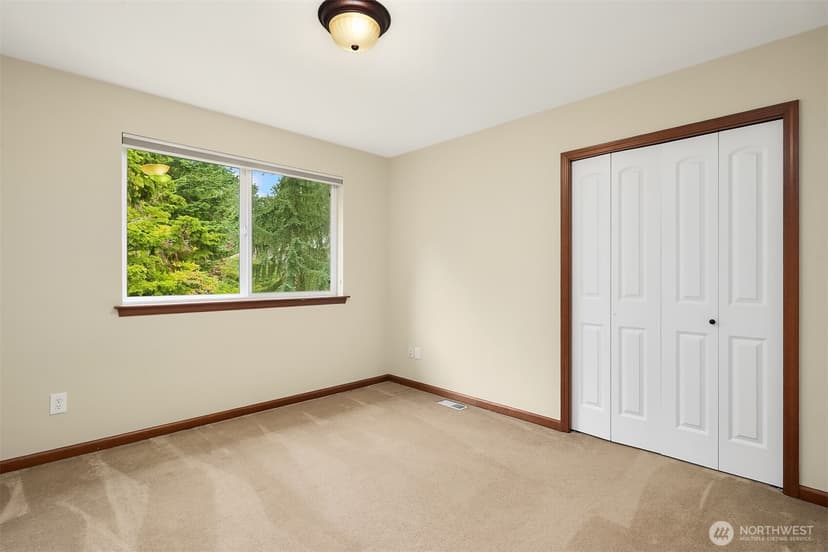Property photo for 8703 191st Place SW, Edmonds photo 27