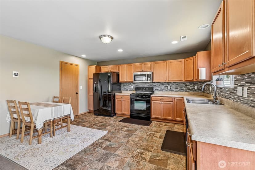 Property photo for 2107 119th Avenue SE, Lake Stevens photo 13