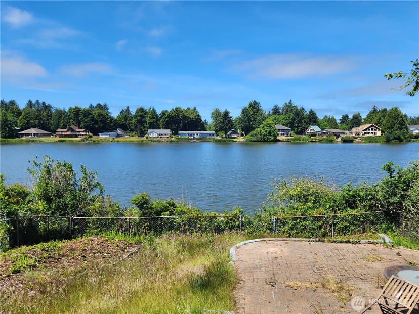 Property photo for 237 Duck Lake Drive NE, Ocean Shores photo 36