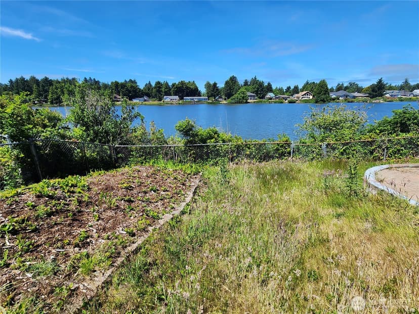 Property photo for 237 Duck Lake Drive NE, Ocean Shores photo 28