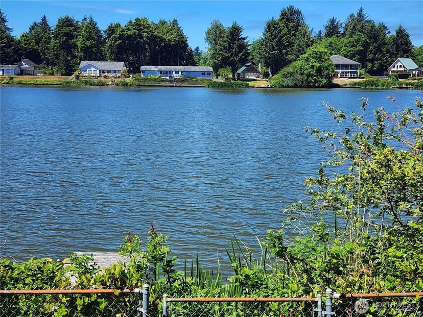 Property photo for 237 Duck Lake Drive NE, Ocean Shores photo 34