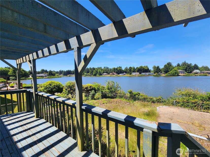 Property photo for 237 Duck Lake Drive NE, Ocean Shores photo 27