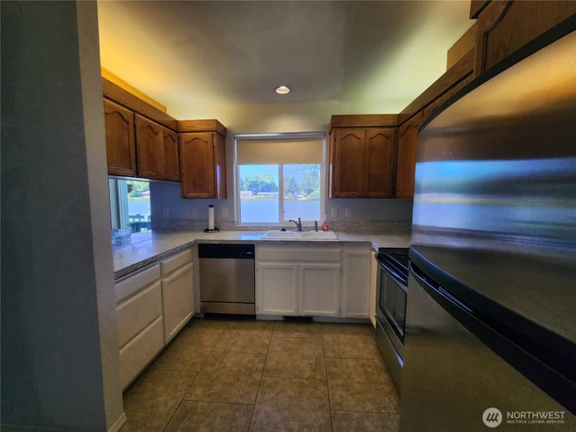 Property photo for 237 Duck Lake Drive NE, Ocean Shores photo 8